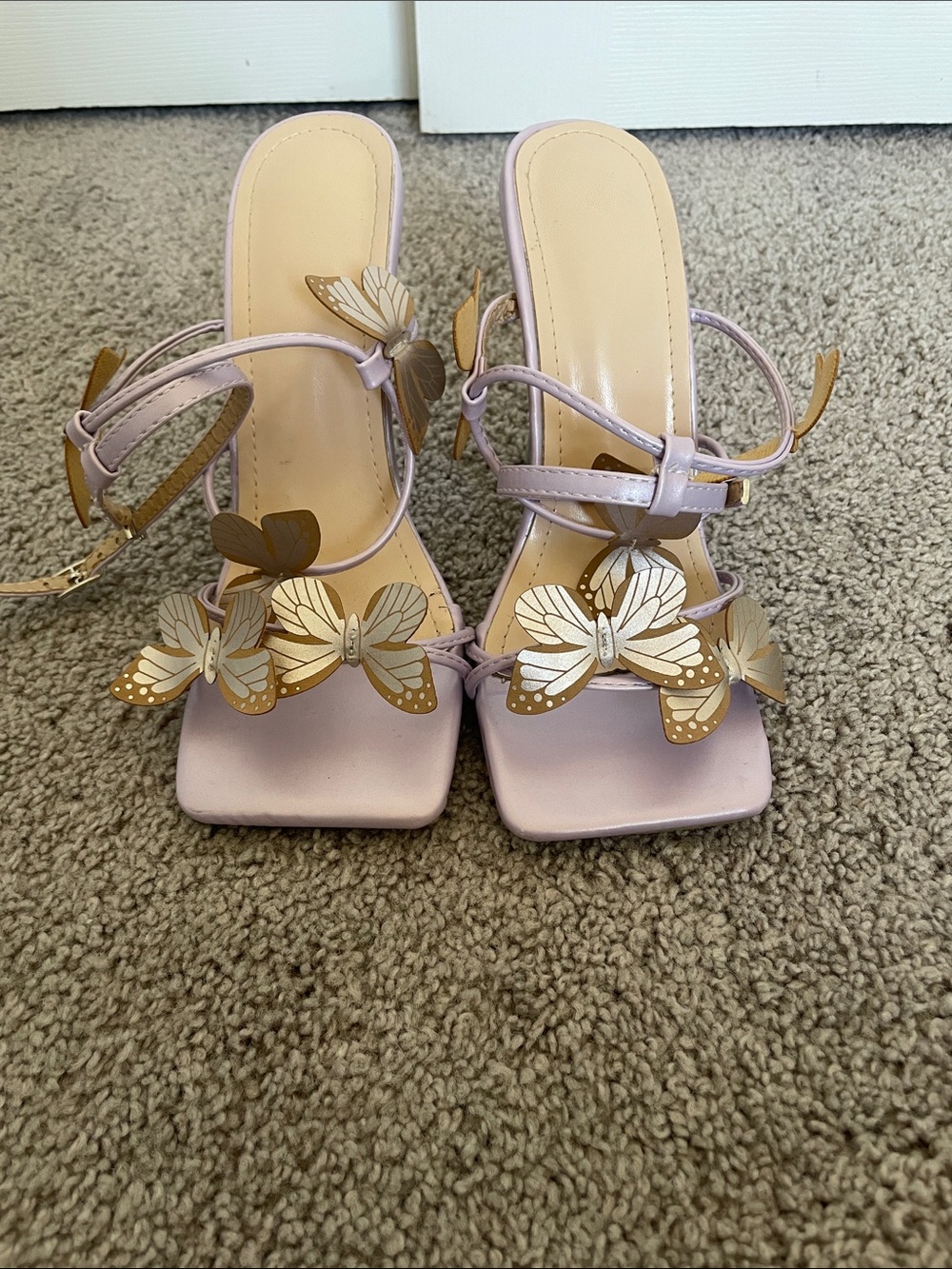 Lilac Butterfly Embellished Women's Heels - Picture 6 of 6